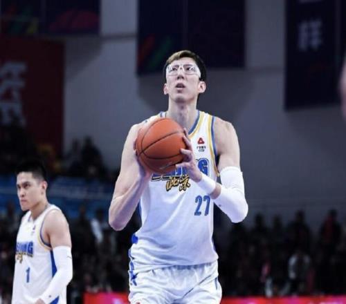 张帆抢断快,攻得分,对手紧急叫,米兰体育,米兰体育官网,米兰体育官方,米兰体育下载