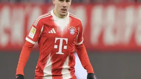 独行侠领袖力不从心，32分三双引争议，詹姆斯拒媒体采访，雷迪克成全场关注焦点